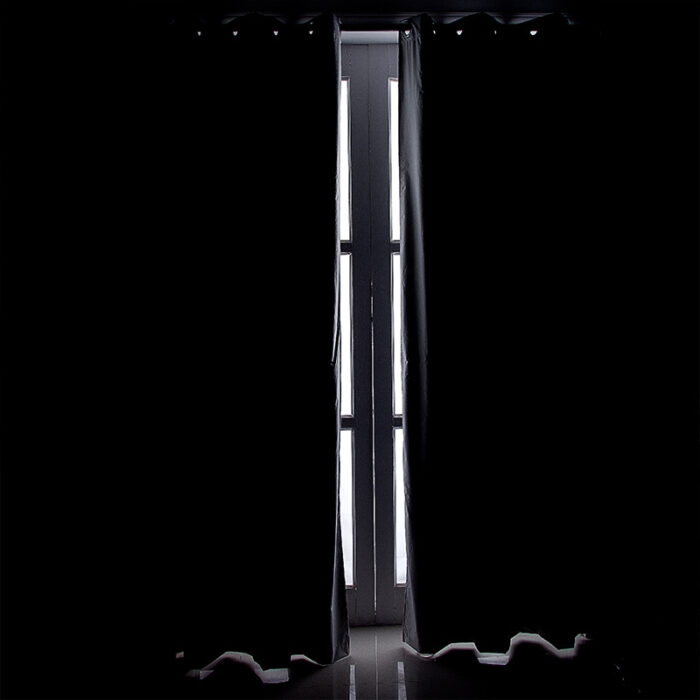 GOMINIMO Temporary Blackout Blinds Curtain Detachable for Thermal Insulated Room (Set of 2, 240 x 140cm, Black) - Image 2